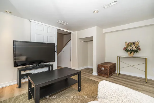 Additional image 43 of 111 Hay Ave