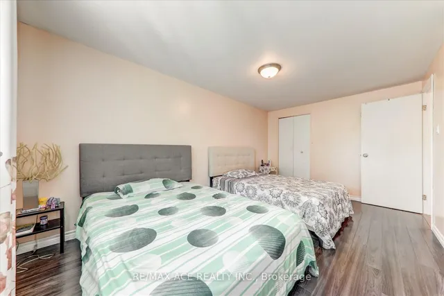 Additional image 24 of 82 St. Andrews Dr