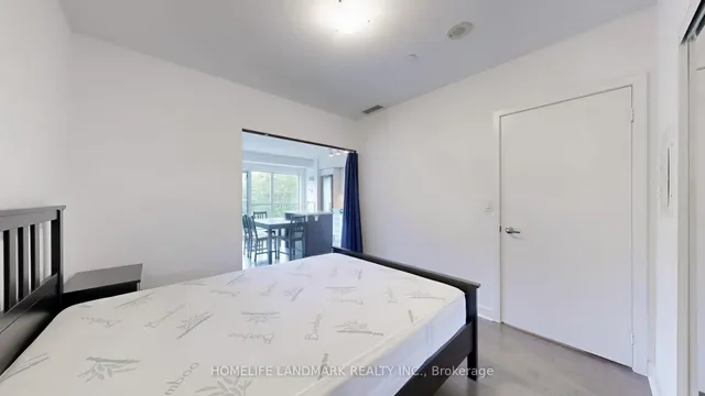 Additional image 21 of 58 Orchard View Blvd Unit 308