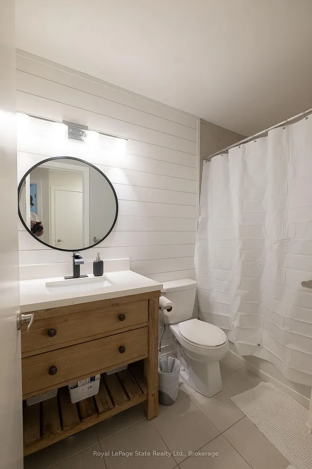 Additional image 14 of 590 North Service Rd Unit 127