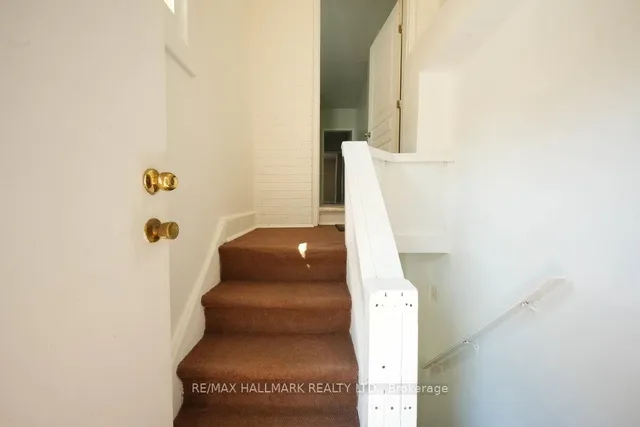 Additional image 28 of 1039 Ossington Ave