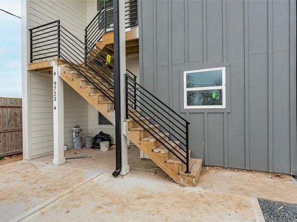 9723 Cargill St, Houston, TX 77029