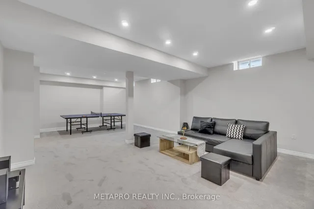 Additional image 46 of 41 Marvin Ave