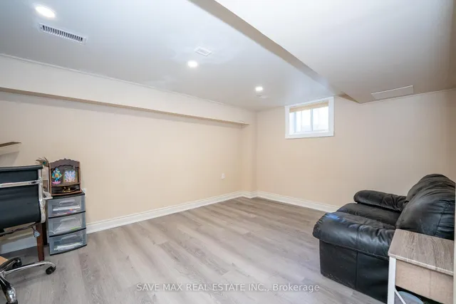 Additional image 29 of 69 Eldomar Ave