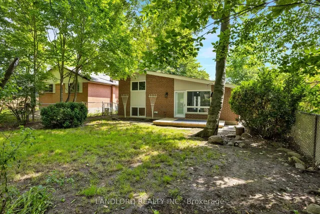 Additional image 16 of 34 Lyncroft Dr