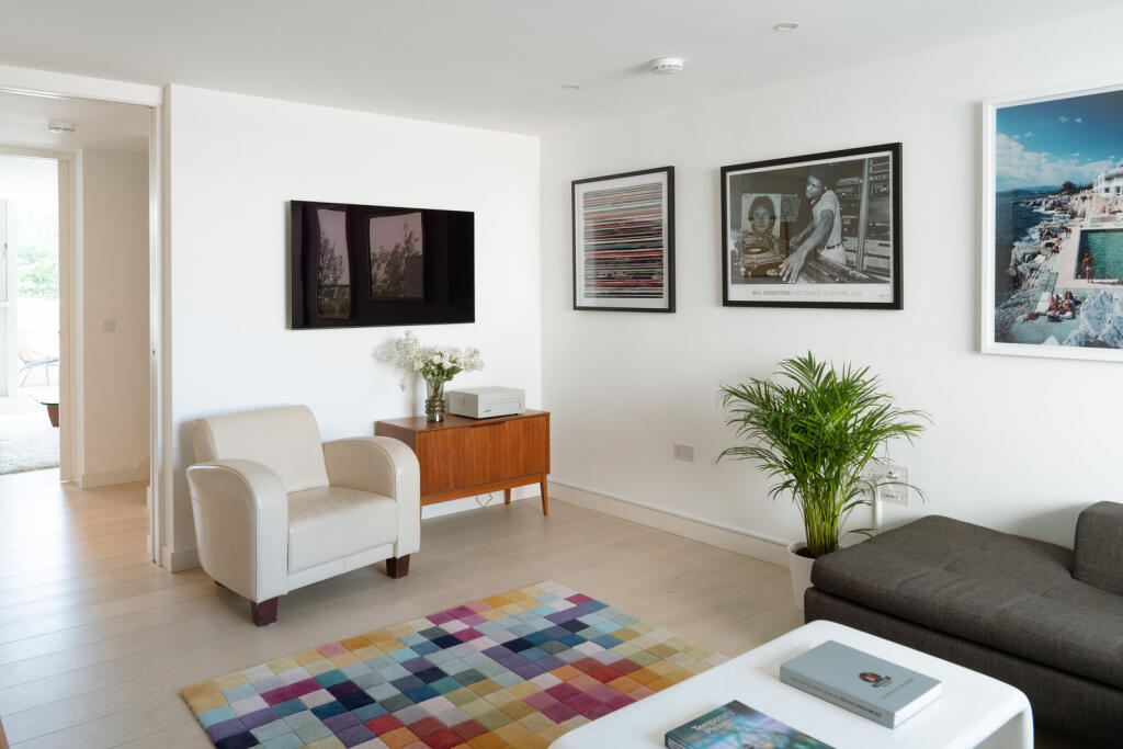 Additional image 9 of Gabriel Square, St Albans, Hertfordshire