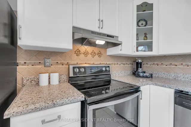 房产图片 26 - 670 Irving Terr