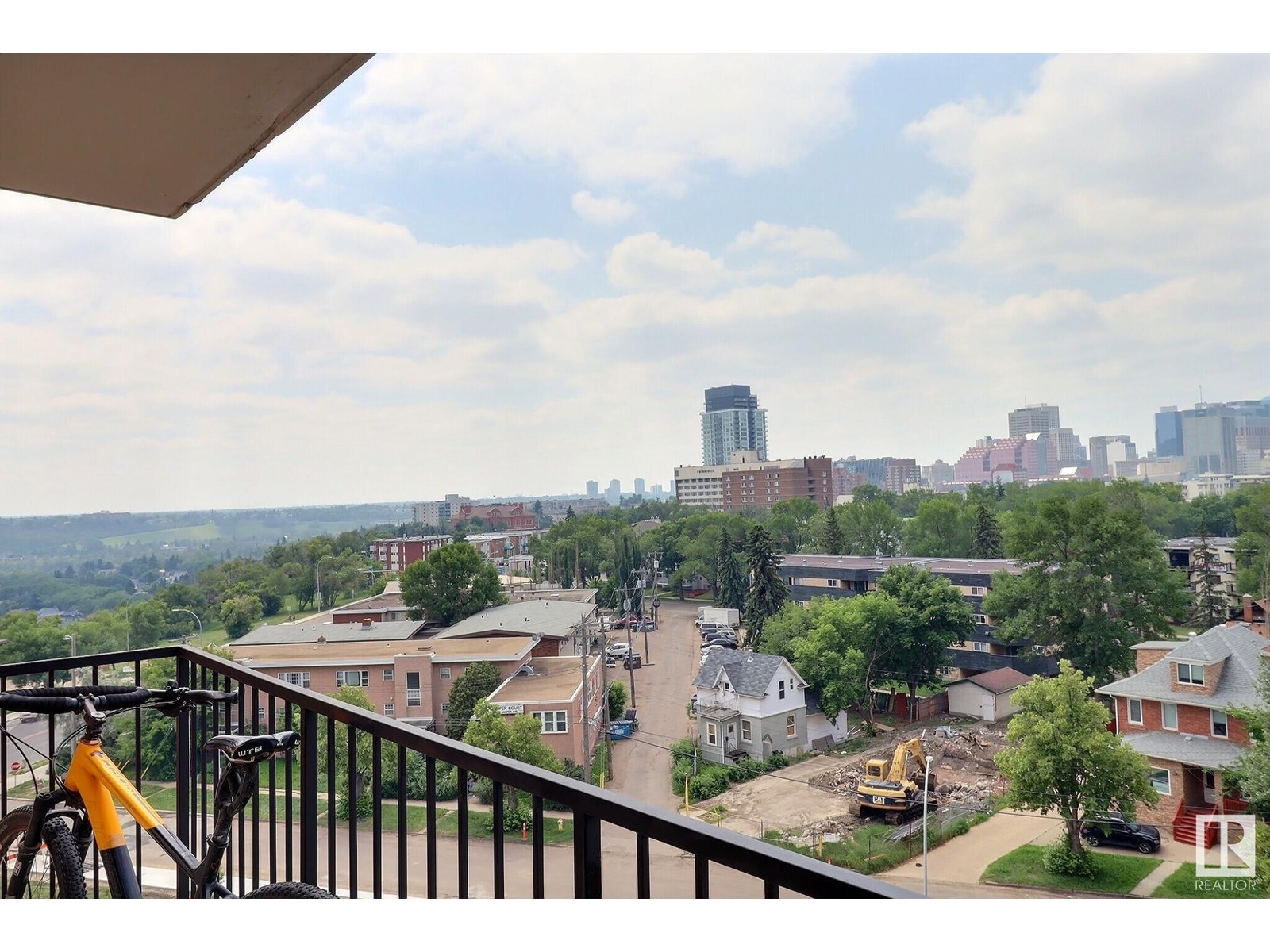 #805 9028 Jasper AV NW|Edmonton, Alberta T5H3Y6