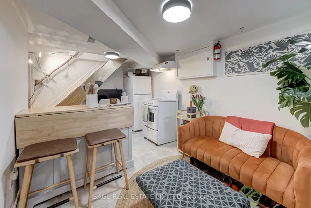 Additional image 19 of 17 Hugo Ave