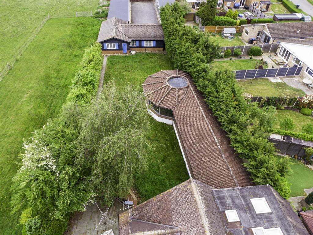 Additional image 16 of Dixons Hill Road, Welham Green