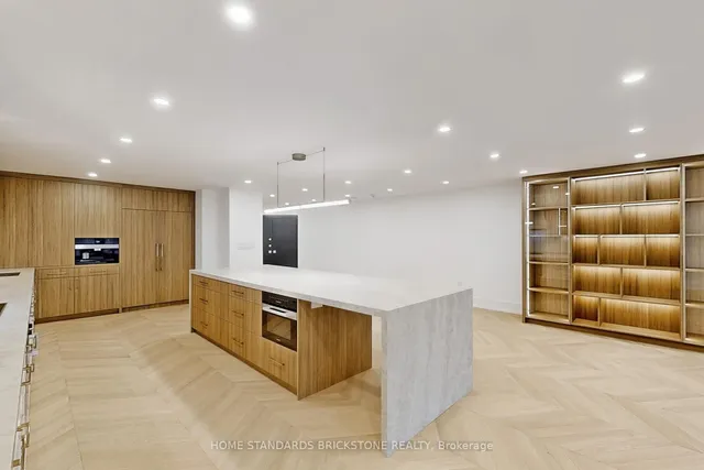 Additional image 10 of 110 Bloor St Unit 1009