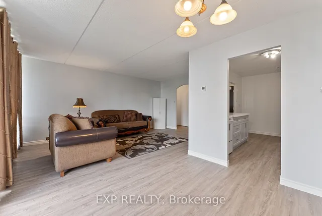 Additional image 12 of 2 Glamorgan Ave Unit 612
