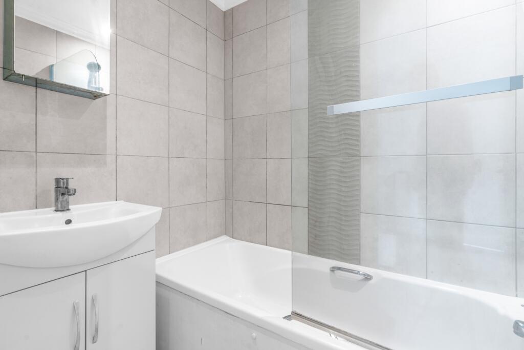 Additional image 18 of Blackthorn Road, Welwyn Garden City, Hertfordshire, AL7