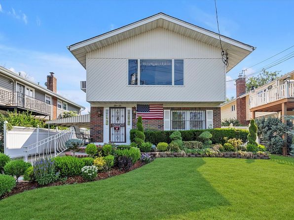3935 233rd St, Flushing, NY 11363