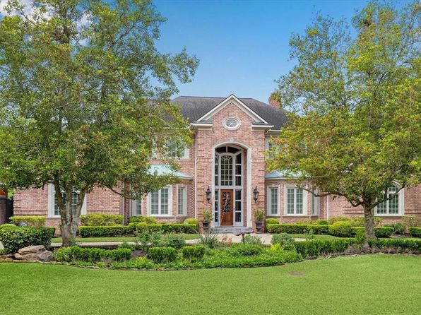 2 Wexford Ct, Houston, TX 77024