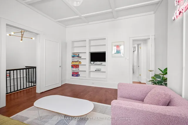 Additional image 38 of 227 Park St