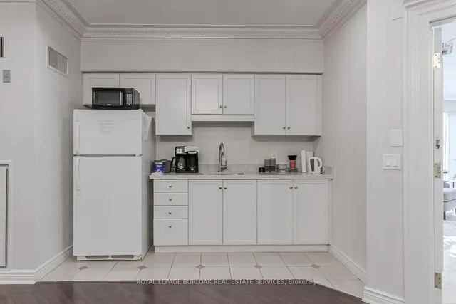Additional image 39 of 2075 Amherst Heights Dr Unit 219