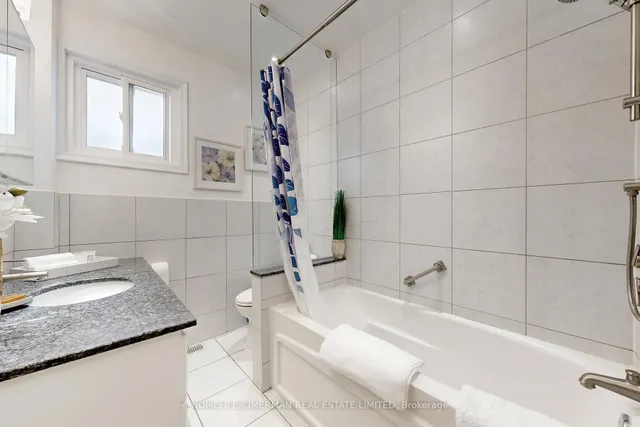 Additional image 26 of 239 Dunforest Ave