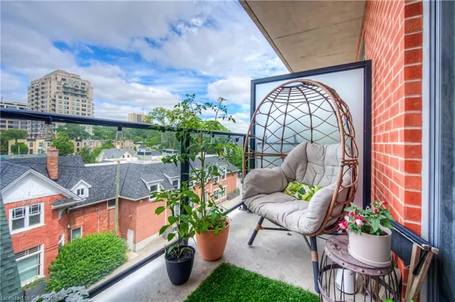 Additional image 24 of 399 Queen St Unit 418