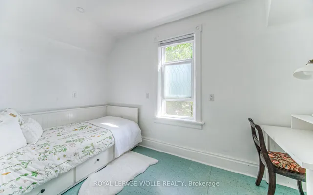 Additional image 32 of 121 Water St