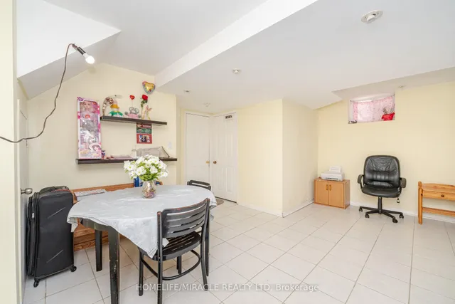 Additional image 42 of 74 Kanashiro St