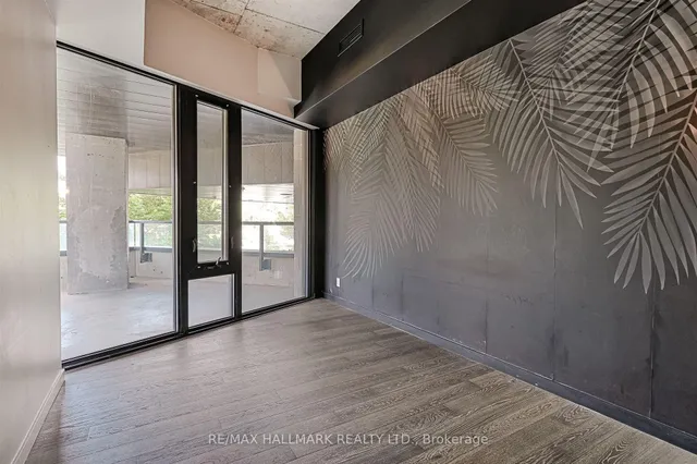 Additional image 31 of 383 Sorauren Ave Unit 209