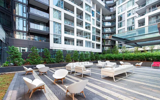 Additional image 14 of 27 Bathurst St Unit 617