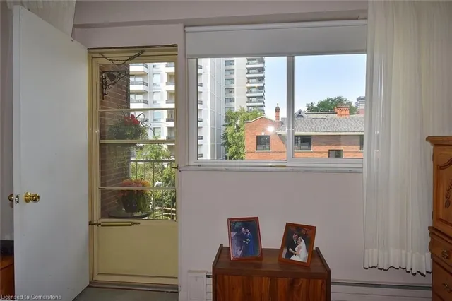 Additional image 23 of 75 Duke St Unit 410