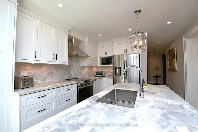 房产图片 11 - 514 Petawawa Cres