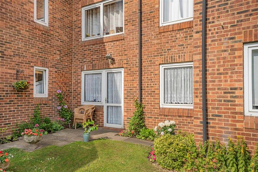 Additional image 8 of Homedell House Roundwood Lane, Harpenden, AL5