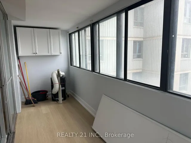 Additional image 12 of 5 Massey Sq Unit 2511