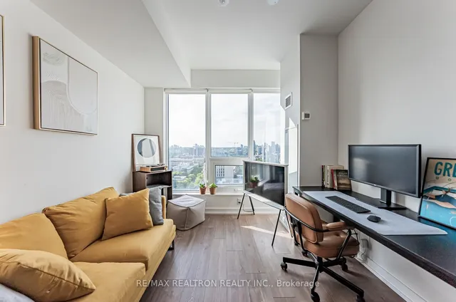 Additional image 24 of 203 College St Unit 2105