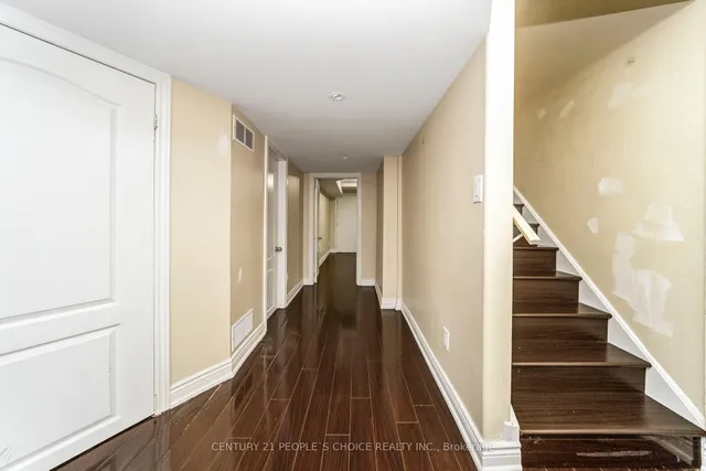 Additional image 38 of 43 Sussexvale Dr