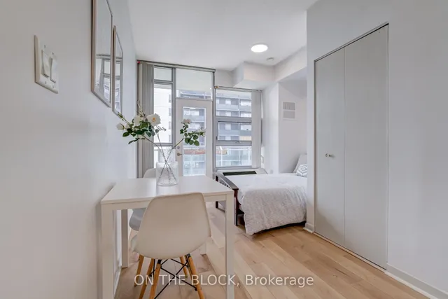 Additional image 2 of 2464 Weston Rd Unit 908