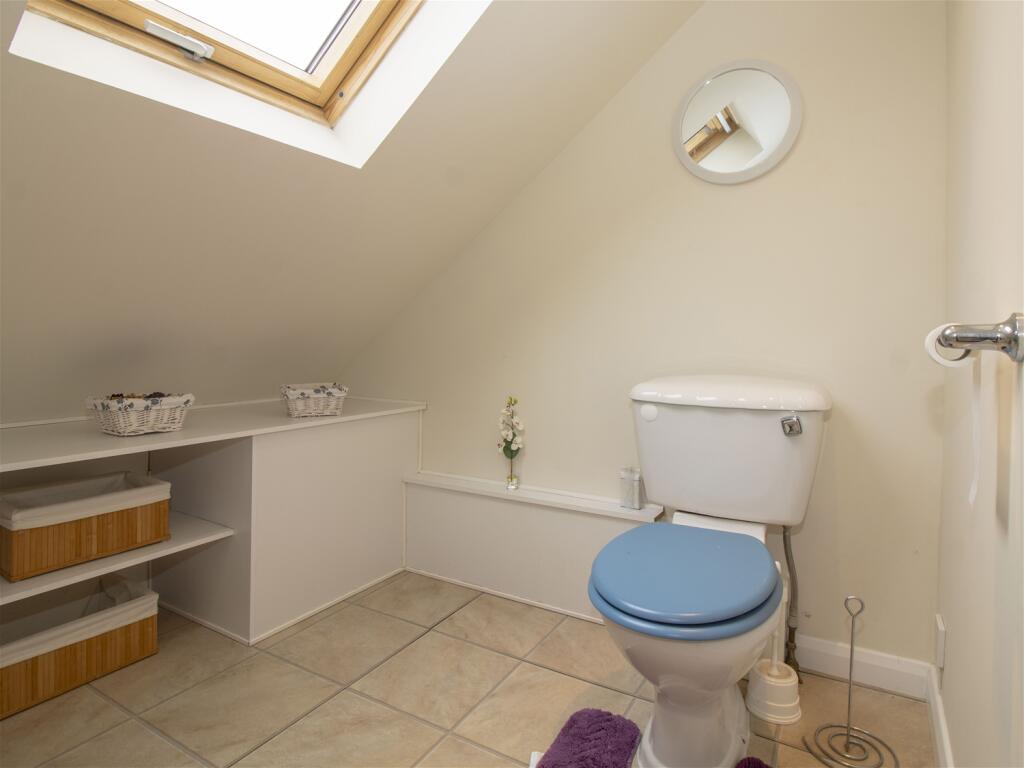 Additional image 20 of DJ's Chippie and 7 Bedroom Flat , Moray