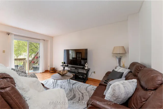 Additional image 11 of 15 Guildwood Pkwy Unit 30