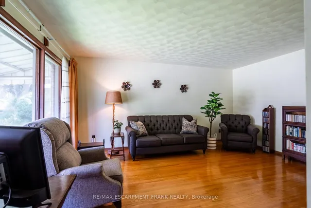 房产图片 12 - 218 BOWMAN 街