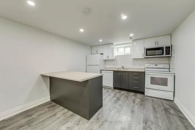 Additional image 8 of 690 Mississauga Valley Blvd