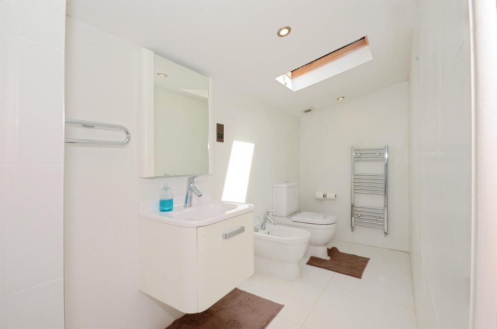 Additional image 22 of Hicks Road, Markyate, St. Albans