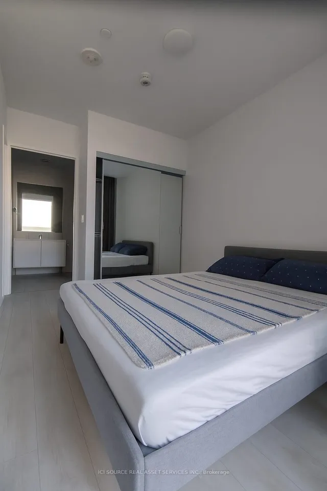 Additional image 12 of 8 Tippett Rd Unit 212