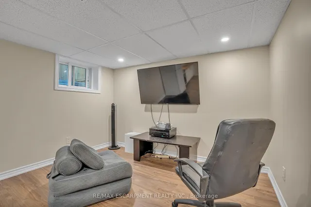 Additional image 26 of 38 Eastvale Pl