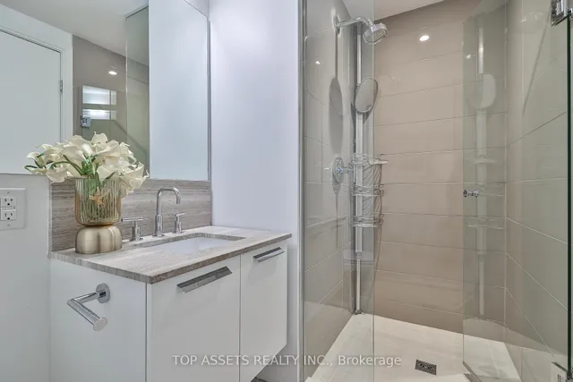 Additional image 32 of 50 Charles St Unit 3707