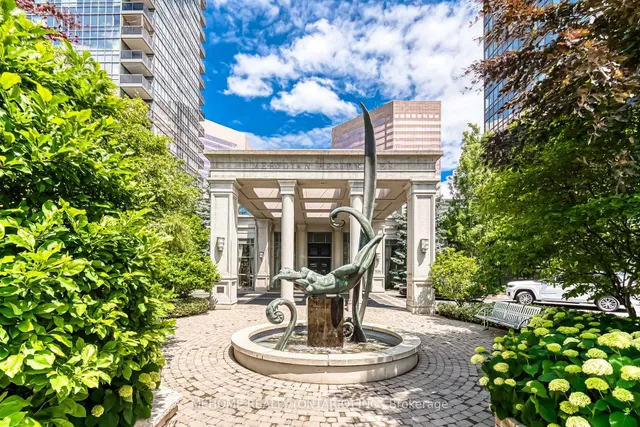 Additional image 3 of 25 Greenview Ave Unit 1025