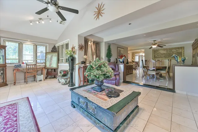 Additional image 19 of 502 Queens Dr