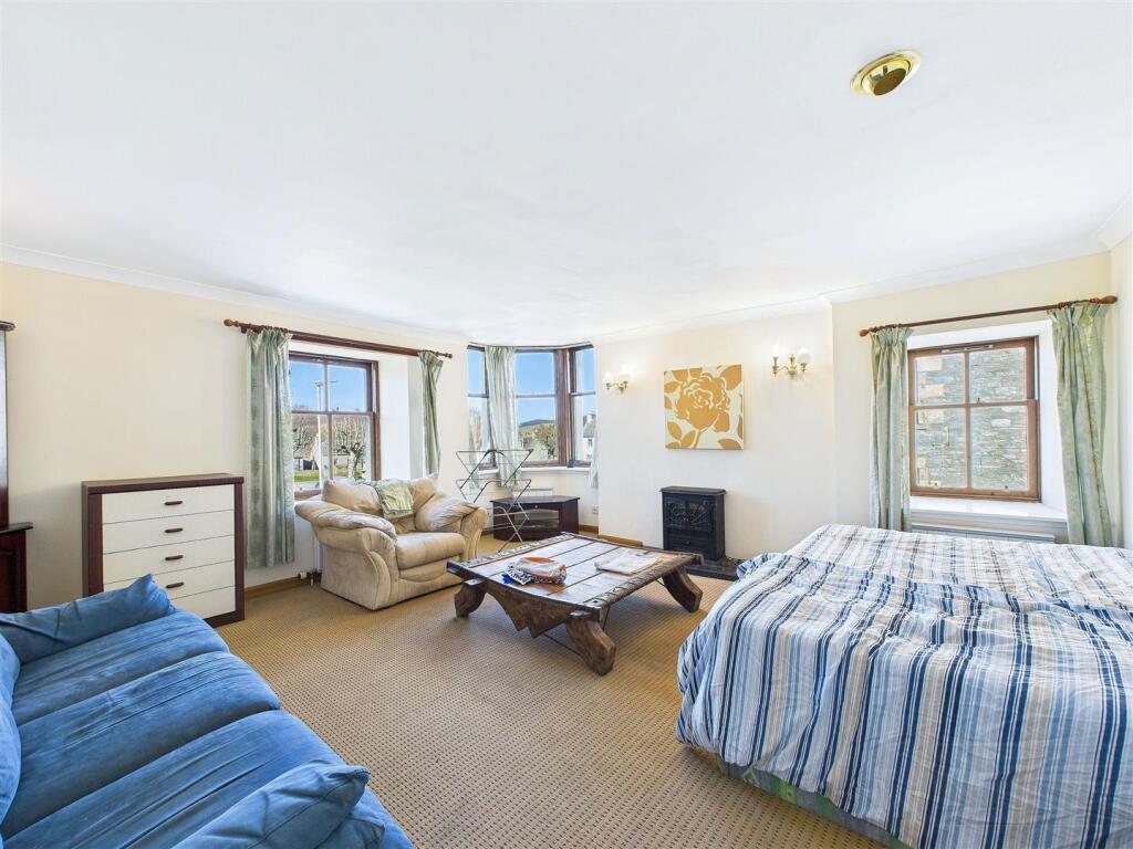 Additional image 16 of The Clockhouse Restaurant & 2 Apartments, The Square, Tomintoul