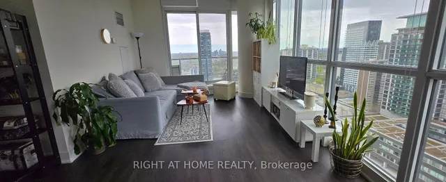 Additional image 32 of 30 Roehampton Ave Unit 2308