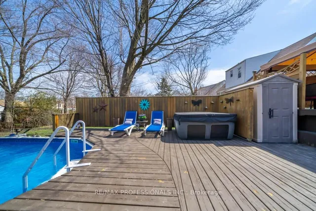 Additional image 30 of 82 Colonial Ave