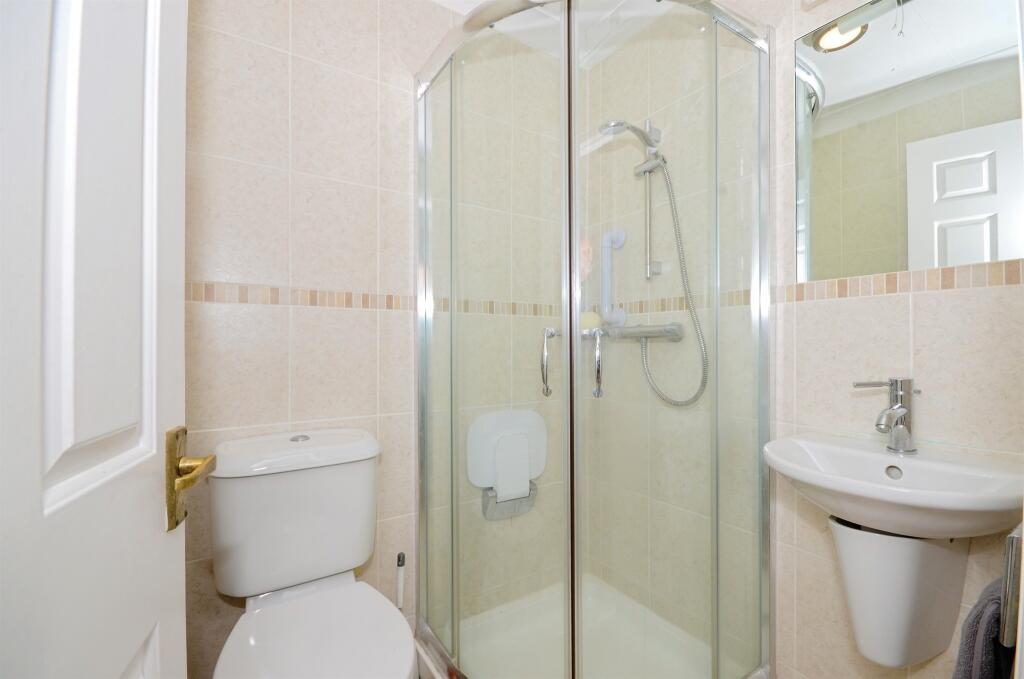 Additional image 13 of Queens Road, Harpenden