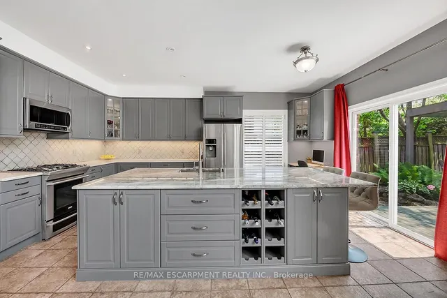 Additional image 6 of 4 Moonstone Crt