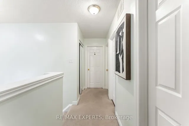 Additional image 22 of 56 Steepleridge St